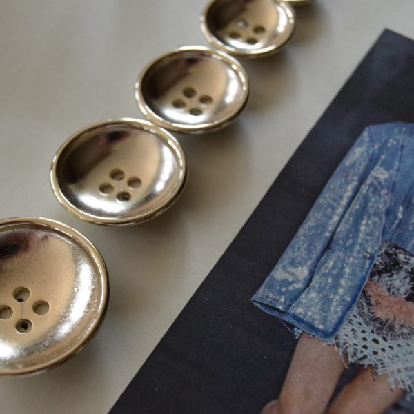 Botones de metal
